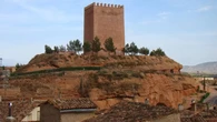 El pueblo de Zaragoza con dos castillos medievales y un palacio del siglo XVIII