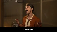 Raphael cuenta su vida "sin filtros" en Netflix: así es 'Aquel', la serie con Javier Morgade y Carlos Santos
