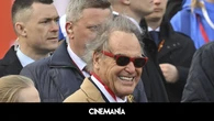 Steven Seagal, Oliver Stone y otras figuras del cine aparecen frente a Putin en el desfile por el Día de la Victoria