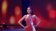La candidata birmana a Miss Universo denuncia en la gala la represión militar: "Nuestra gente está muriendo"