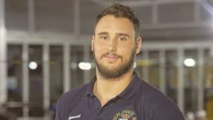 Víctor Gutiérrez, internacional de waterpolo, denuncia insultos homófobos mientras jugaba un partido