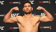 La escalofriante lesión de Chris Weidman en la UFC: se parte la pierna por la mitad dando una patada