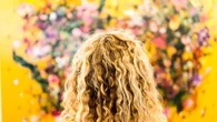 Alimentos que fortalecen el pelo: mitos, verdades y eficacia de los suplementos