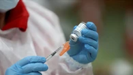 A qué grupos de edad les toca vacunarse contra el coronavirus en los próximos tres meses