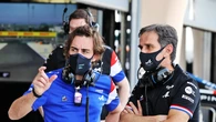 Fernando Alonso ya enamora a los jefes de Alpine: "Es el ideal para hacer crecer al equipo"