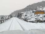 Las nevadas y las bajas temperaturas en Tenerife obligan a cortar los accesos al Teide