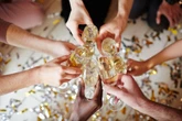 ¿Cuánto es mucho alcohol? Cómo vigilar su consumo en fiestas