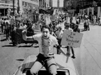 ¿Por qué Trump quiere borrar al activista LGTBIQ+ de los setenta Harvey Milk?