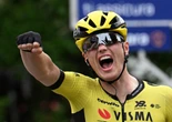 Wout Van Aert conduce a Olav Kooij a la victoria al ‘sprint’ en el Giro de Italia
