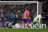 El Barça remata al Atlético con crueldad