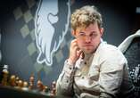 Carlsen, ‘número uno’ del ajedrez, sufre un revés muy doloroso