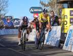 El campeón de Guatemala triunfa en O Cebreiro, etapa reina de O Gran Camiño