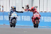 Marc Márquez vence el GP de Argentina e iguala a Ángel Nieto