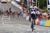 El ciclista Javier Romo persiste, resiste y gana la tercera etapa en el Tour Down Under