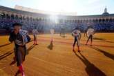 La Feria de Abril, entre los carteles ‘remataos’, el ombliguismo sevillano y la tradición de San Miguel