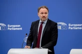 La Comisión Europea: “No hay razón para creer que el apagón se debió a las renovables”