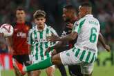 El Mallorca castiga a un Betis sin puntería