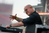 El Padre Guilherme, un ‘cura DJ’, pincha por primera vez en España