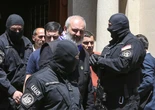 Detenidos en Armenia un arzobispo y varios dirigentes opositores acusados de conspirar contra el Gobierno