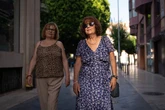 Abuelos que ponen límites al cuidado de sus nietos: “No quiero ser la canguro”