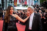 El testamento secreto de Alain Delon nombra a su hija Anouchka como única heredera de su legado artístico y personal