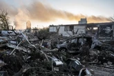 Europa alza la voz, Putin bombardea