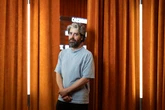 Thomas Thwaites, el hombre que fue cabra y no quiere herir a nadie