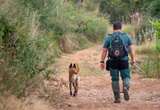 Un grupo de policías y guardias civiles pide a Interior que sus oposiciones incluyan los derechos de los animales