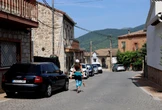 El pueblo de los 86 coches por vecino gracias a los impuestos bajos: “Aquí es un secreto a voces”