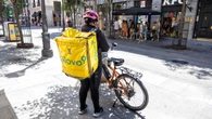 Glovo se defiende en el juicio contra Just Eat: “Preferimos trabajar con autónomos porque el repartidor lo prefiere”