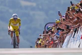Tadej Pogacar, como un héroe de manga, gana su cuarta etapa del Tour de Francia alegre y sonriente
