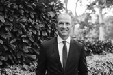 Iván Barrondo, responsable en España de la agencia inmobiliaria John Taylor: “Las casas que yo vendo no me las puedo permitir”