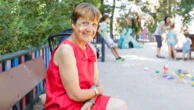 Los abuelos, canguros sobrevenidos de sus nietos en verano: "Verle crecer y hacer todo lo posible es la mayor satisfacción"