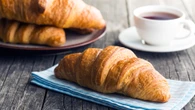 Una mujer pide un cruasán en una pastelería y al ver el ticket desata el caos en las redes por lo que le llegan a cobrar: “No nos dijeron nada”