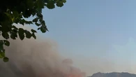 Más de 300 personas tratan de sofocar el incendio de Ávila ante sus horas más complicadas