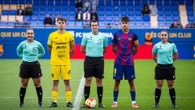 Se lesiona el árbitro, piden uno por megafonía y como no hay tienen que ir a buscarlo