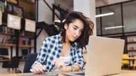 Indra busca más de 2.400 profesionales para este 2025: perfiles y regiones con más oportunidades