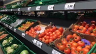 Andrés Góngora, agricultor experto en tomates: "Cada vez hay más de Marruecos, si aquí se cobra una jornada laboral a 90 euros, allí son ocho"