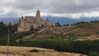 Encuentra una roca con un punto rojo cerca de Segovia y lo que descubre cambia la historia: "Hace 42.000 años"