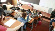 Sueldos de 24.000 euros estudiando una de las oposiciones más fáciles: funcionario solo con la ESO