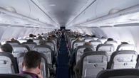 Este es el mejor asiento para un viaje en avión pero nadie lo elige nunca para sentarse: el más seguro