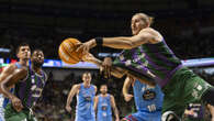 Unicaja gana y da caza al Valencia al frente de la ACB