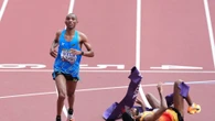 El campeón mundial de maratón se decide por 'foto finish'