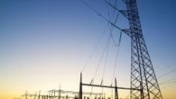 Una experta en IA revela cuál es el gasto real de energía al usar inteligencia artificial: "El algoritmo importa"