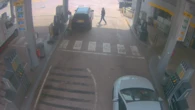 Un turista para en una gasolinera de Valencia, vuelve al coche y se da cuenta del error que cometió: hasta 54 veces y 127.000 euros de botín