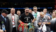 Usyk hace historia tras arrasar en Wembley y emociona a toda Ucrania