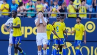 El Cádiz suma otra victoria ante un Albacete con un jugador menos