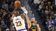 Los Lakers secan a Curry, los Cavaliers flojean y los Grizzlies encadenan seis triunfos