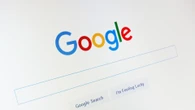 Si buscas en Google, ten cuidado con los anuncios falsos con los que pretenden hackearte