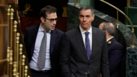 Cambios en la opa hostil del BBVA al Sabadell tras la consulta pública: los clientes de los bancos, atentos
